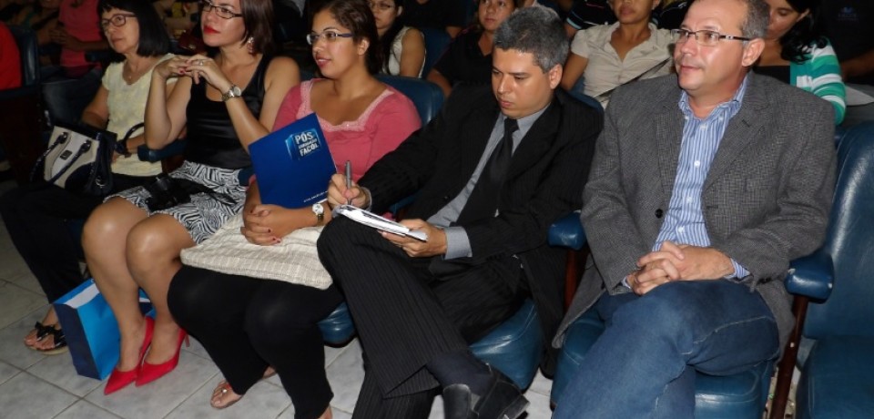 Estudantes da Facol interagem com especialistas do Porto do Recife, da FIEPE, da Pitú e da BR Foods, na 2ª edição do Simpósio de Logística