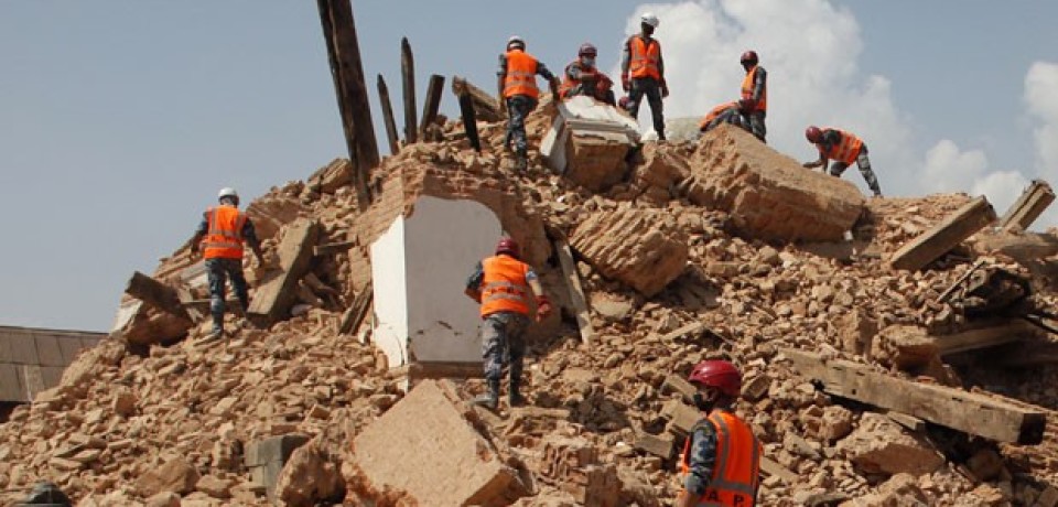 Nepal perde esperança de encontrar mais sobreviventes do terremoto