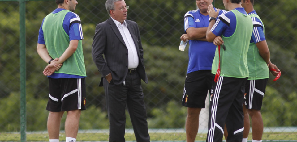 A pedido de Eduardo Baptista, Sport trabalha para anunciar até dois atacantes de uma só vez