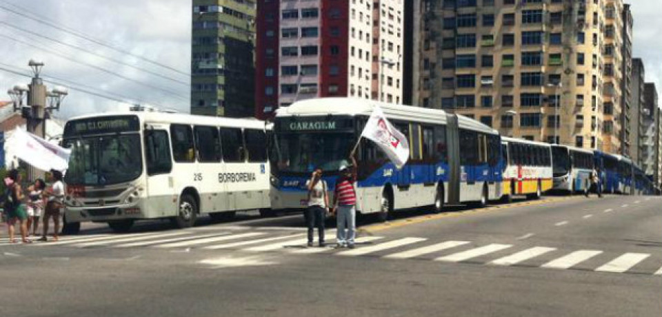 Urbana pede mínimo de 70% dos ônibus circulando durante greve dos rodoviários