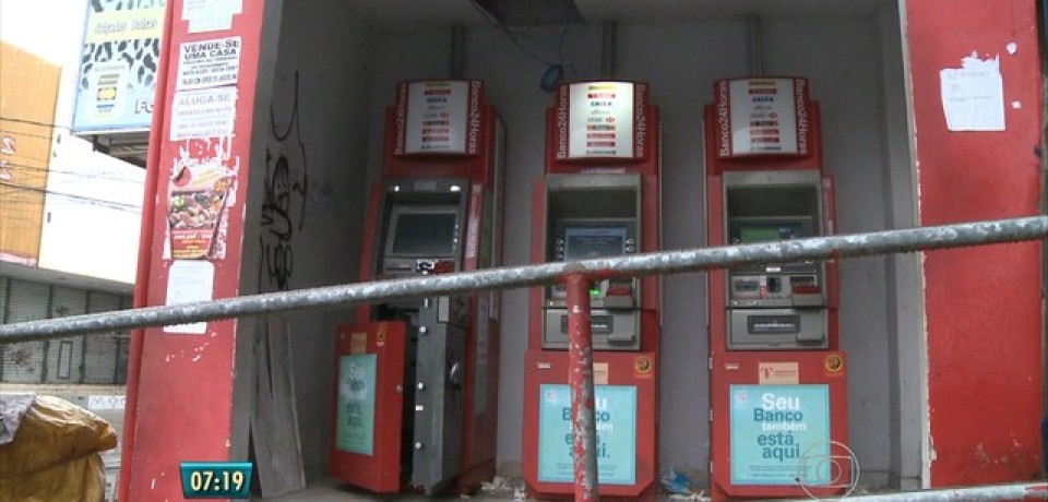 Caixa eletrônico é arrombado em Olinda durante a madrugada