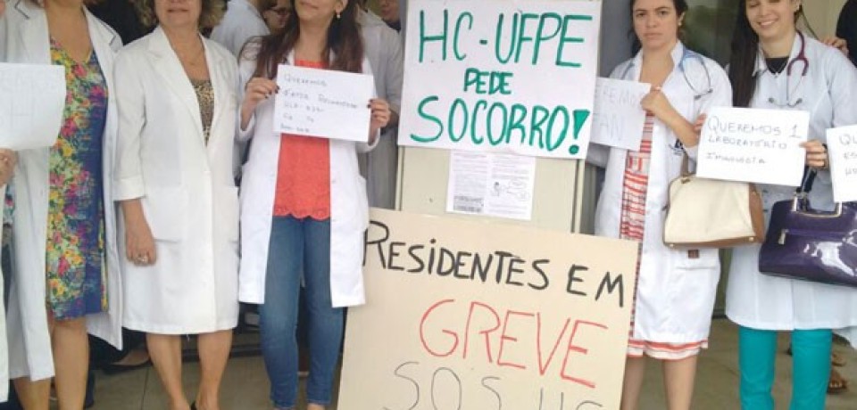 Na UFPE, residentes fazem greve no HC por melhor condição de trabalho