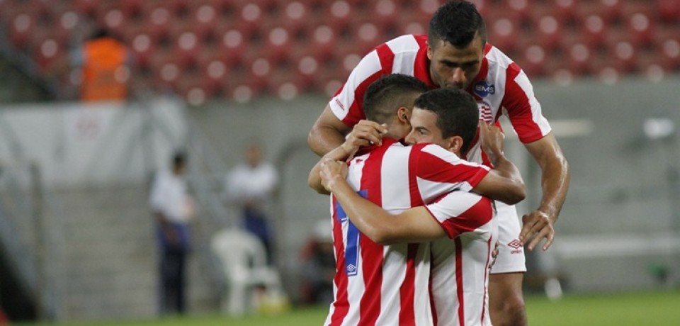 Náutico vence o Santa Cruz e volta ao G4
