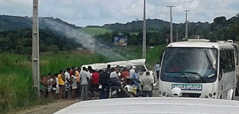 Acidente na PE-60 deixa um morto e dois feridos, em Ipojuca