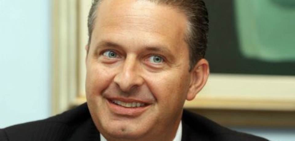 Eduardo Campos dá nome a estradas, escolas e praças