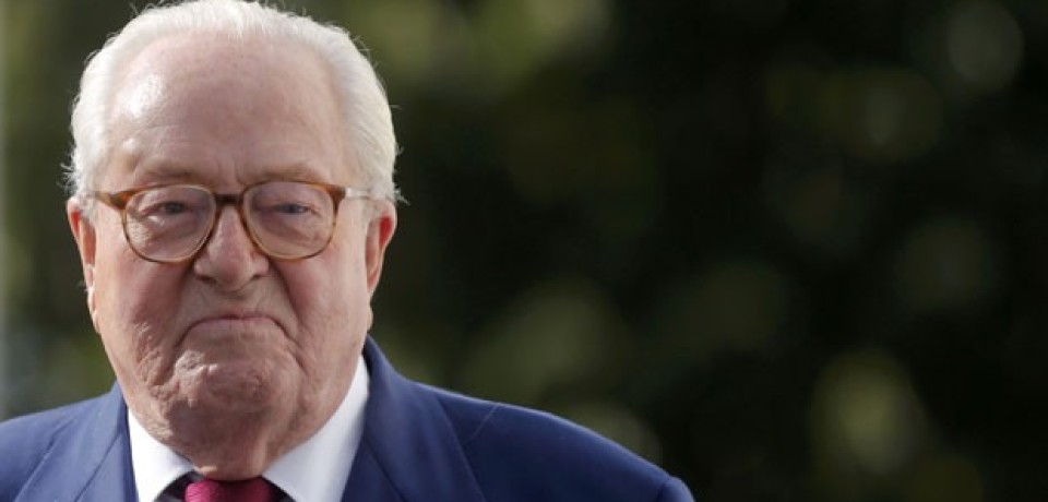 Líder da extrema-direita Le Pen critica a filha por expulsá-lo do partido