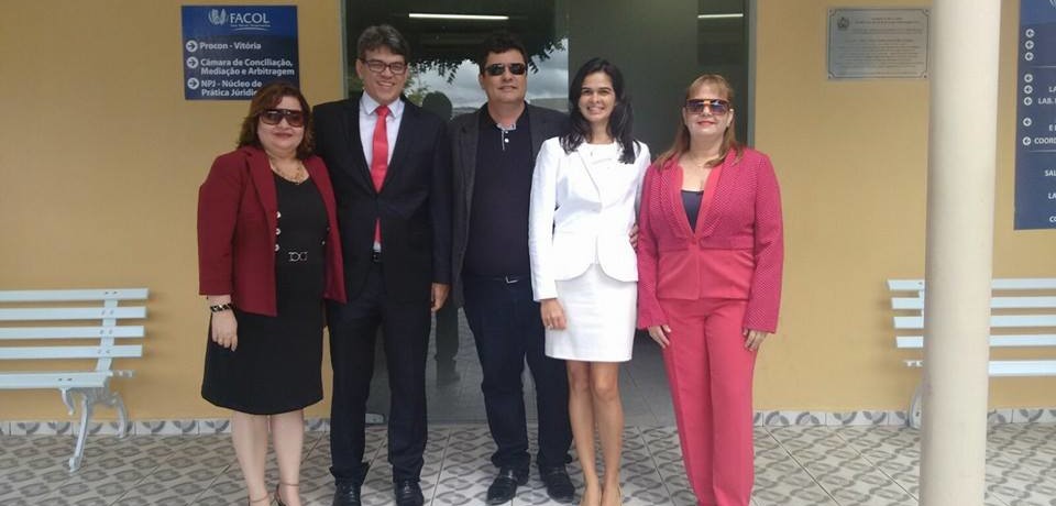 Câmara de Mediação da Facol recebe visita de grupo de advogados