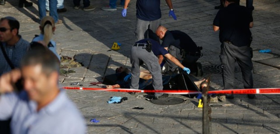 Polícia israelense anuncia morte de agressor com faca em Jerusalém