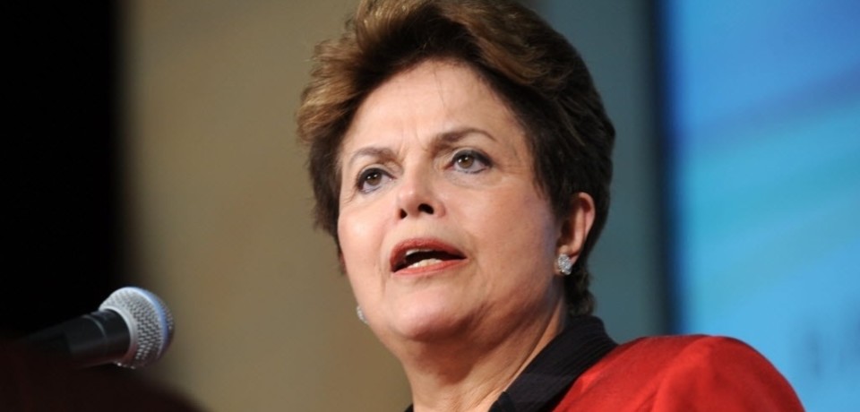 Dilma afirma que crise política é ‘séria’ e pede estabilidade