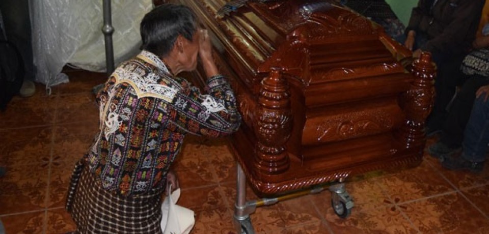 Prefeito de vilarejo é linchado, queimado e morto na Guatemala