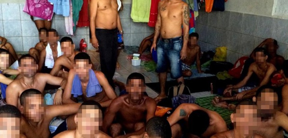 Em PE, autoridades abdicaram do controle dos presídios, diz ONG