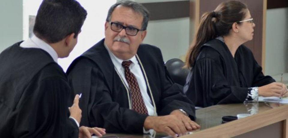 Facol promove palestra sobre prática do Tribunal do Júri