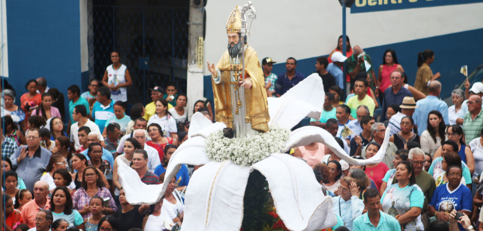 Domingo foi de Procissão ao Santo Antão