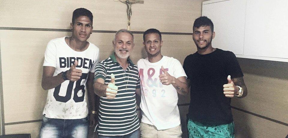 Reforços contratados junto ao Santos se apresentam ao Vitória