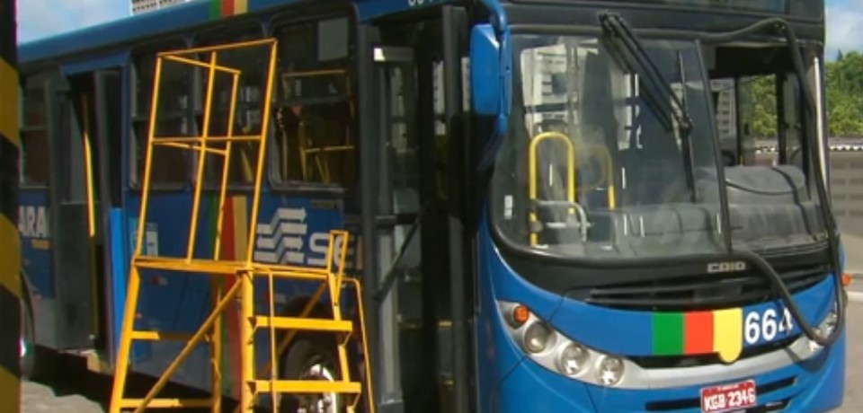 RMR teve 559 ônibus depredados no Carnaval deste ano