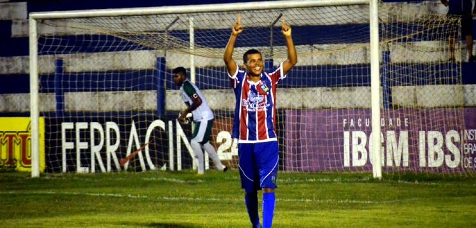 Vitória tem jogo decisivo contra o Serra Talhada