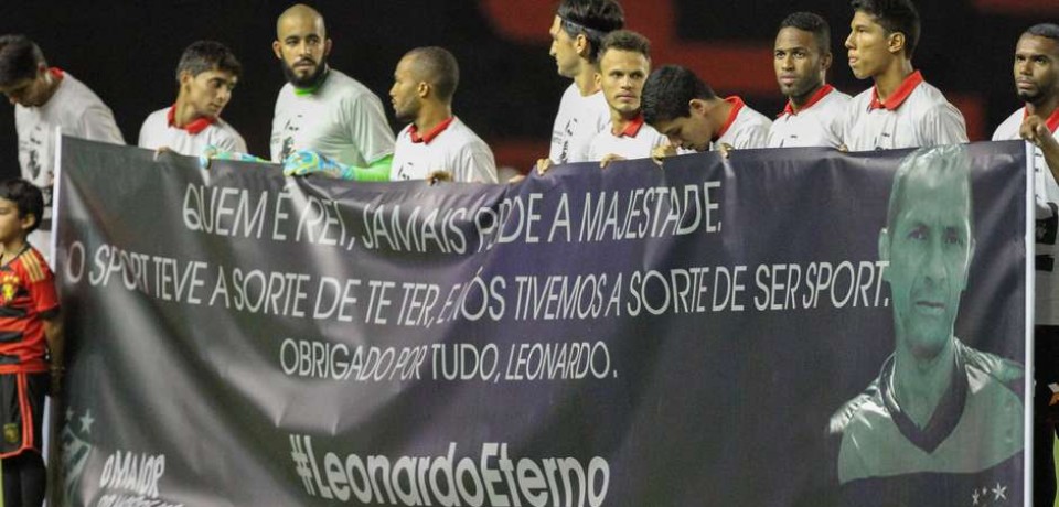 Sport cede empate ao River em noite de homenagens a ídolo