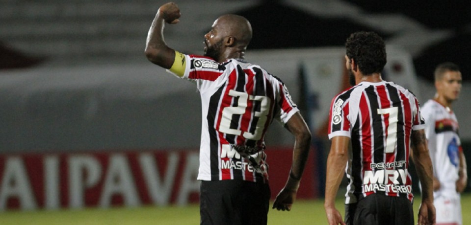 Grafite ressalta trabalho do ataque e diz que gol de Bruno Moraes “pode ser o do título”