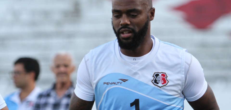 No Santa Cruz, Grafite se recupera de lesão e está à disposição para o clássico contra o Sport