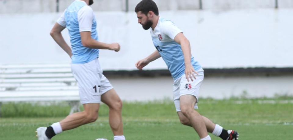 As primeiras impressões de Milton Mendes segundo João Paulo: “Entrega de corpo e alma”