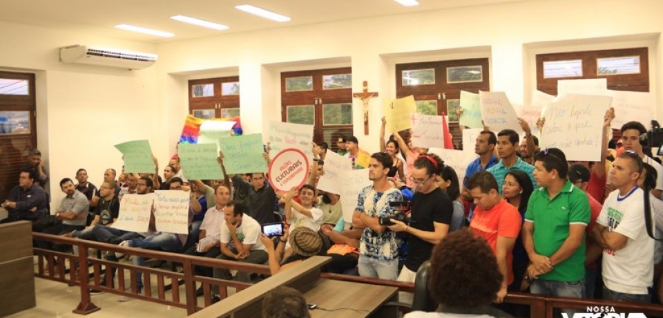 Câmara de Vitória arquiva projeto que proibia inserção de Ideologia de Gênero em escolas