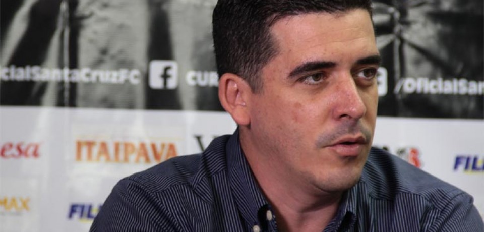 Vice do Santa Cruz exalta classificação, mas adverte por ora: “Estamos longe do ideal”