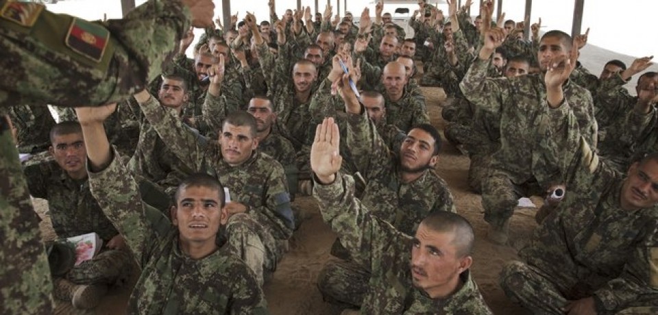 Otan quer estender auxílio financeiro ao exército do Afeganistão até 2020
