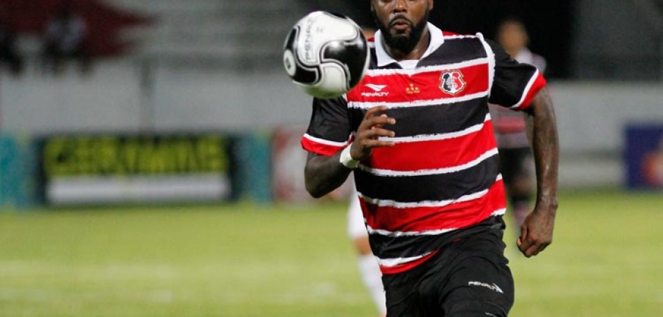 Ansioso por reestreia no Brasileiro, Grafite já estabeleceu meta de gols no campeonato