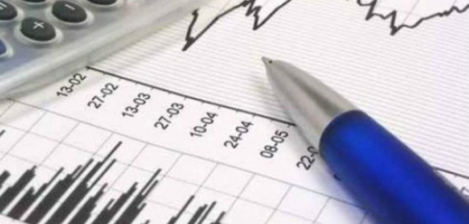 Economistas veem queda de 3,44% do PIB em 2016