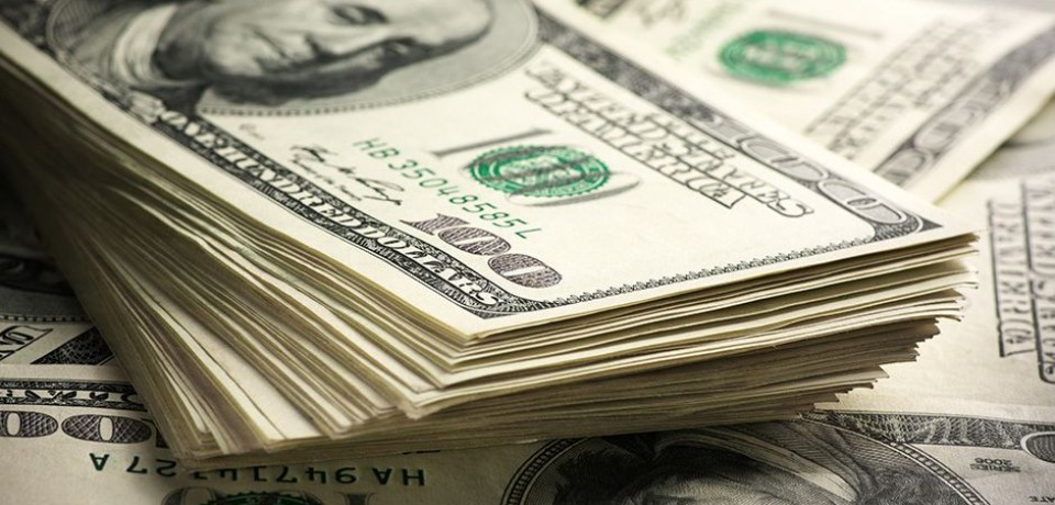 Dólar segue em queda nesta terça-feira