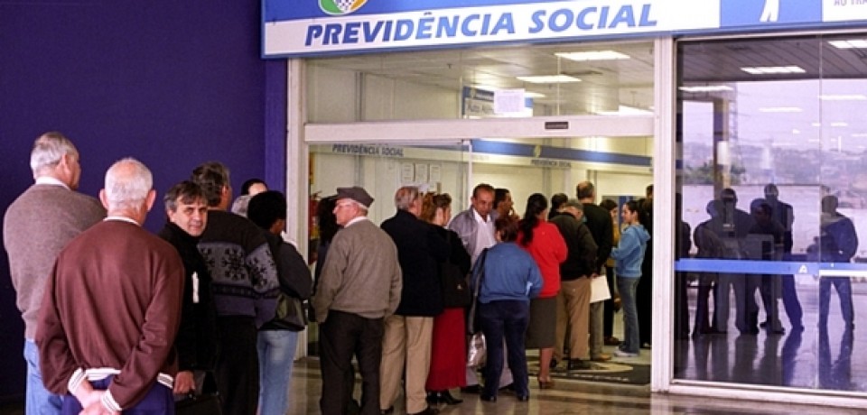 Primeira parcela de 13º de aposentados e pensionistas será paga no mês de agosto