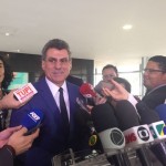 Jucá estima que PEC do teto deverá ser aprovada por até 65 votos